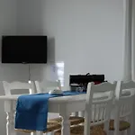 Apartament Okirroi *